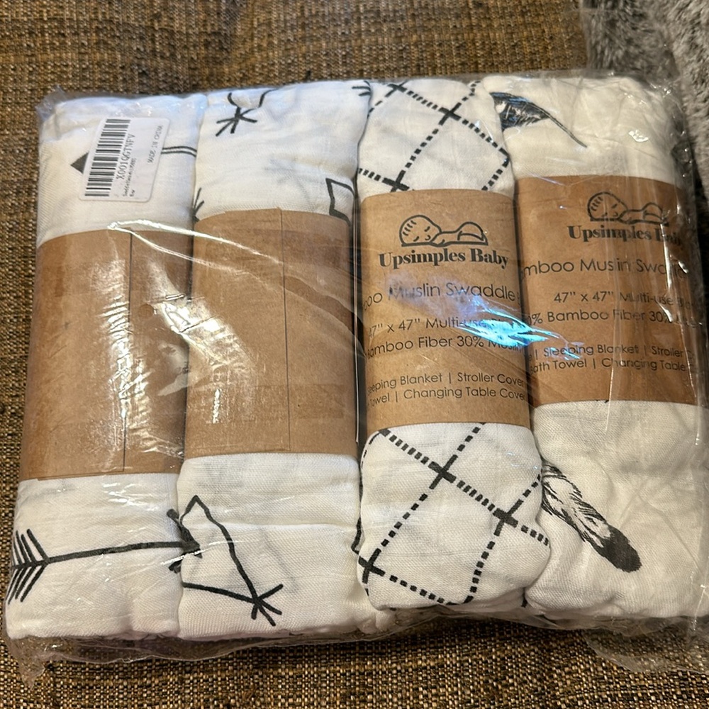 Upsimples Muslin Swaddle baby blanket